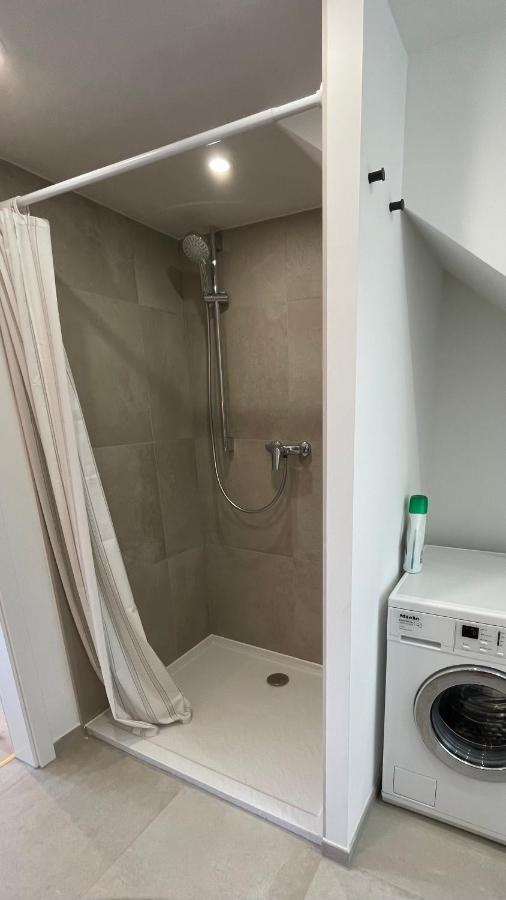 Roemer Apartment Und Zimmer テュルクハイム エクステリア 写真
