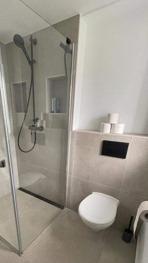 Roemer Apartment Und Zimmer テュルクハイム エクステリア 写真