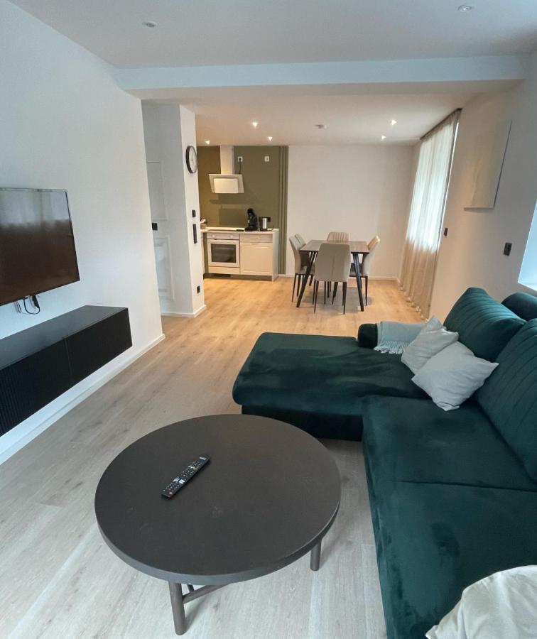 Roemer Apartment Und Zimmer テュルクハイム エクステリア 写真